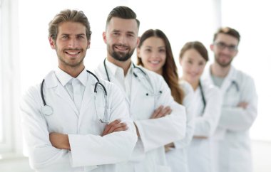 Portre sağlık ekibi duran kolları olan hastanede geçti