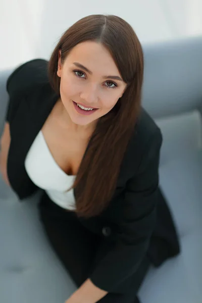 Close up portrait of young  business woman in modern office — Stock Photo, Image