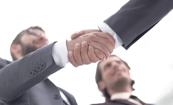 Przycięty obraz ludzi biznesu, drżenie rąk — Zdjęcie stockowe