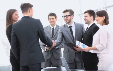 hoş geldiniz ve karşılıklı iş ortakları brifing üzerinde