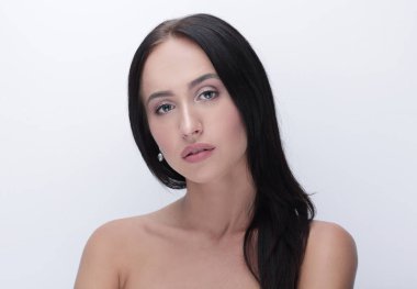 güzel kız yüz portre uzun saç stili ile yakından.