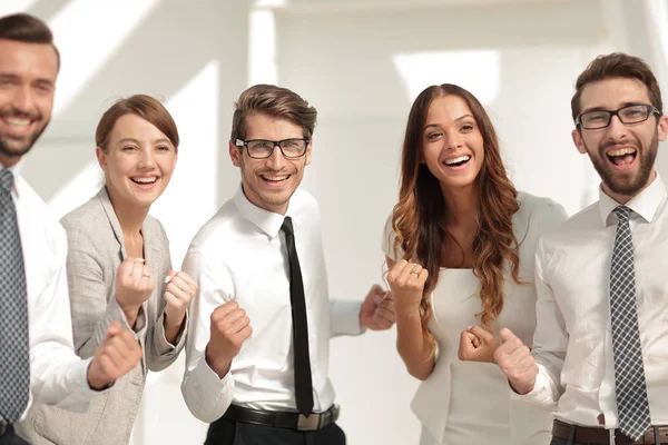 Nära up.image i en happy business-team. — Stockfoto