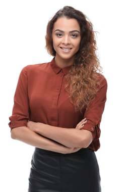 İş tarzı giyinmiş bir kadın.