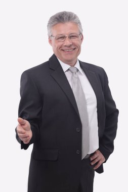 konuksever yardım sunan iş adamı