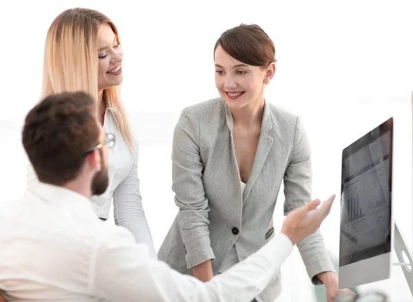 Equipe de negócios discutindo problemas de trabalho — Fotografia de Stock