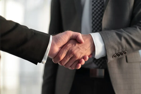 Fecha. parceiros de negócios handshake — Fotografia de Stock