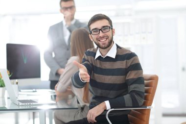 başparmak gösterilmesini closeup.employee
