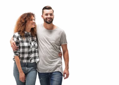 Genç çift hayallerini tartışmaya