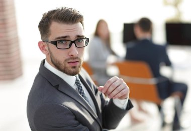 modern iş adamı görevinde.