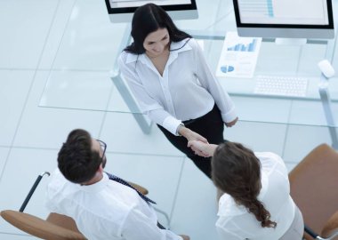 el sıkışma yönetici ve personel işyeri yakın: