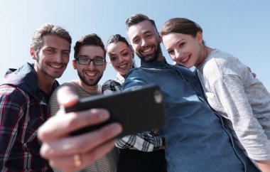 portre. bir selfie alarak öğrenci grubu