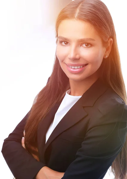 Primer plano de una sonriente mujer de negocios de pie —  Fotos de Stock