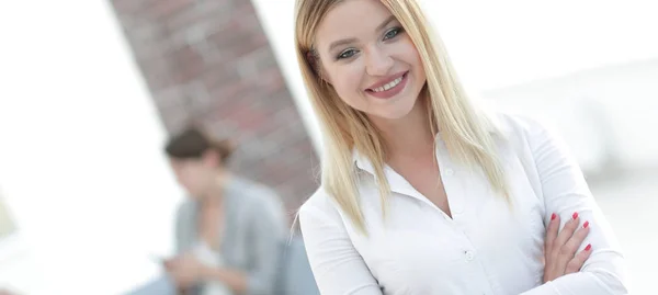 Portrait de jeune femme d'affaires — Photo