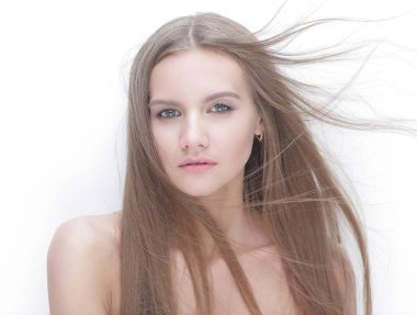 şık model kız kameraya.