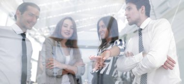 glass.successful iş takım arkasından