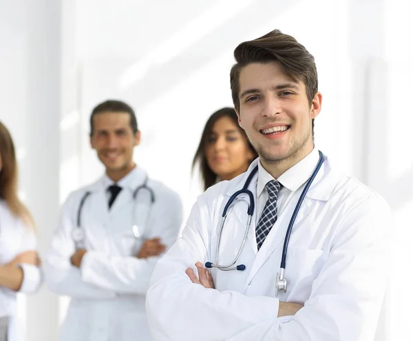 Primi piani medici di successo dei suoi colleghi — Foto Stock
