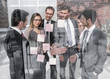 Şef office camına çıkartmalar işaret