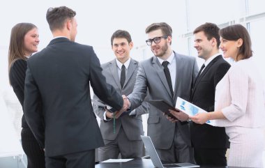 hoş geldiniz ve karşılıklı iş ortakları brifing üzerinde