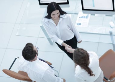 el sıkışma yönetici ve personel işyeri yakın: