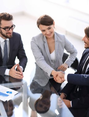 karşılıklı iş ortakları için onların okul sırası