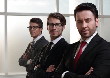 yan view.three kendine güvenen işadamı kopya alanı seyir