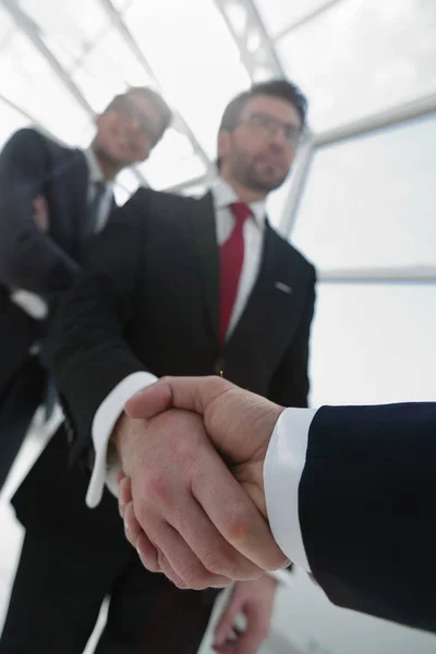 Business background.business handslag affärspartners — Stockfoto