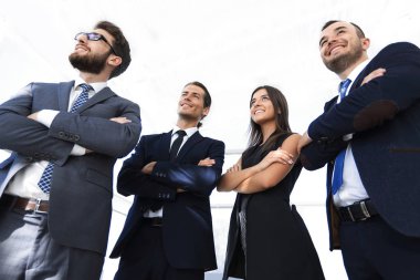 Kendine güvenen grup iş adamları portresi