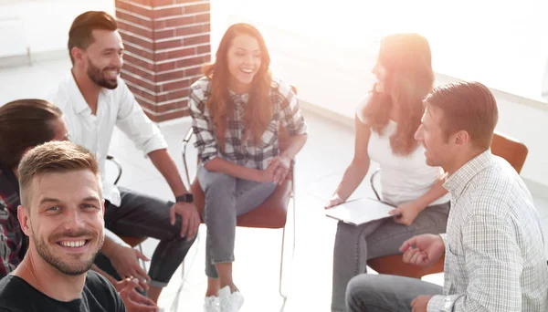 tasarımcı ve yaratıcı ekibi