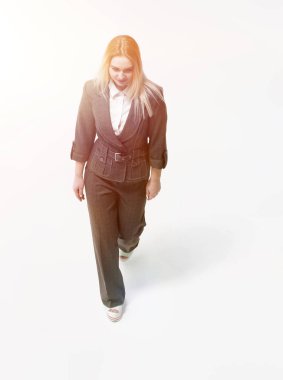 ileri yürüyüş top.young iş kadını göster