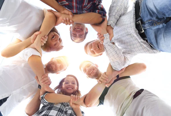 Geschäftsteam hält sich die Hand — Stockfoto