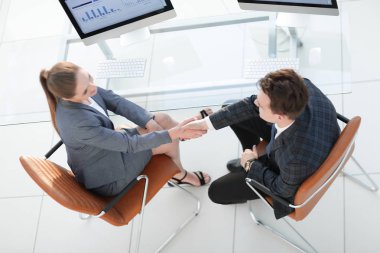 el sıkışma mali partners.view üst