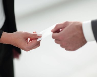 Döviz kartvizit ilk defa karşılamak