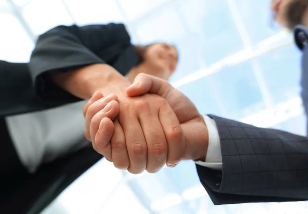 Üzleti partnerség találkozó fogalma. Kép üzletember handsha — Stock Fotó
