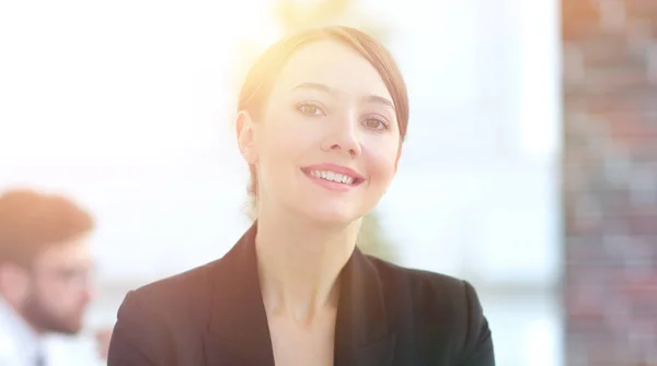 Closeup.face de una mujer de negocios exitosa. — Foto de Stock