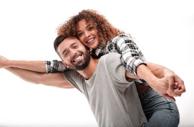 Neşeli ve mutlu evli çift portresi