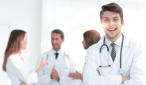 Doctor therapist on the background of the office — Stock Photo, Image