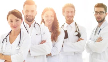 Doktorlar stajyerler başarılı bir grup portresi.