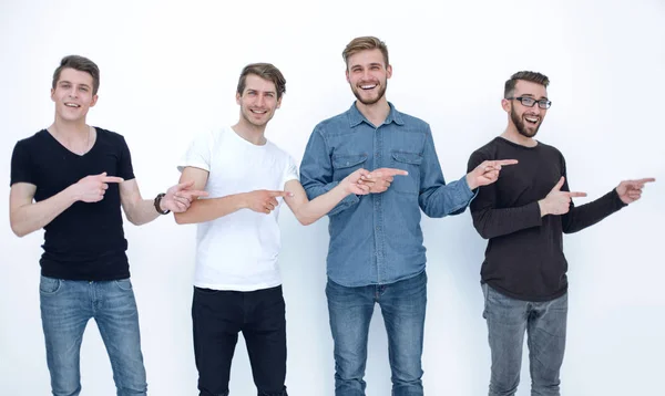 Grupo alegre de amigos mostrando seus dedos para o lado — Fotografia de Stock