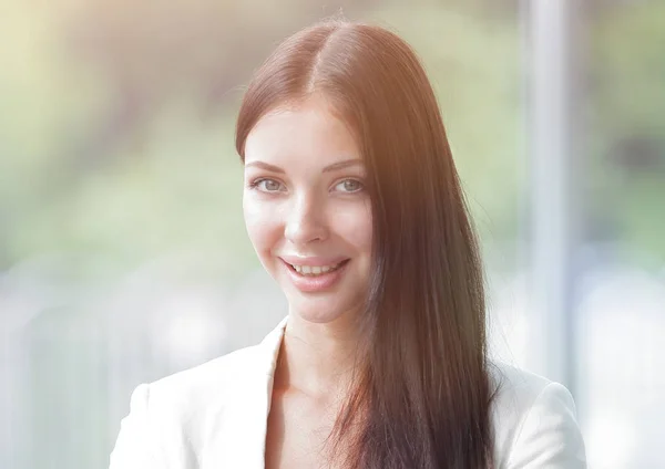 Primer plano de una hermosa mujer de negocios . — Foto de Stock