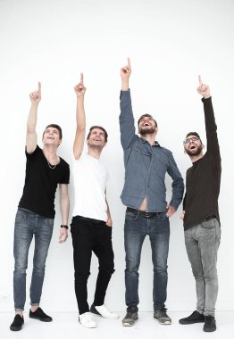 bir grup genç insan puan