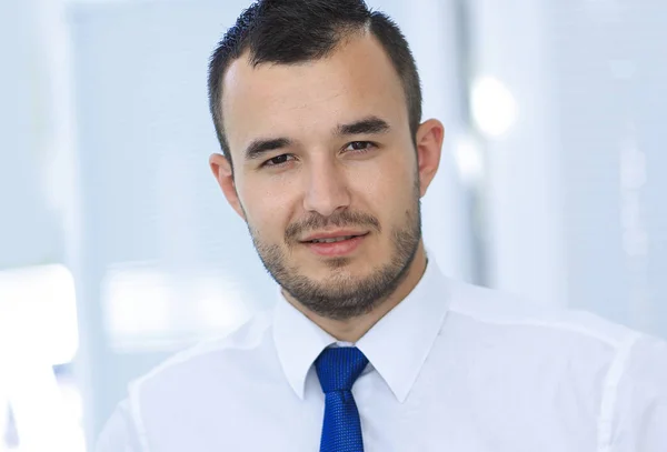 Closeup.portrait de homem de negócios moderno . — Fotografia de Stock