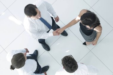 En baştan görüntüleyin. iş takım iş sorunları tartışıyor