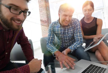 Yaratıcı alt beyin fırtınası birlikte Office grubu