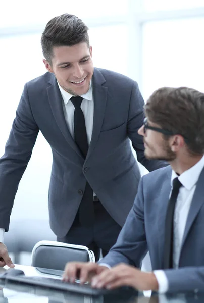 Successful adult man is looking at screen of modern gadget — Stock Photo, Image