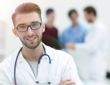 yakışıklı Doktor hakkında arka plan bulanık