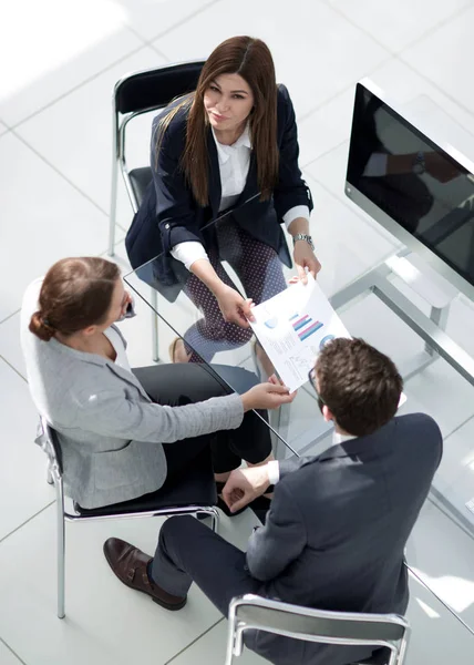 Top view.business team discutere nuovo business plan — Foto Stock