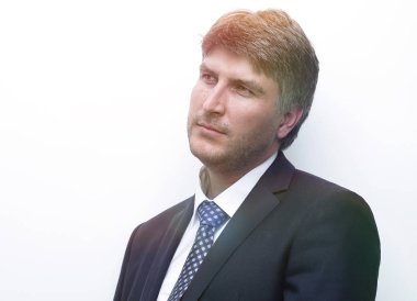 Ciddi bir hayırsever işadamı portresi