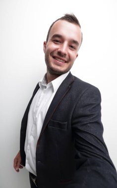 tam growth.bottom emin işadamı görünümünde .