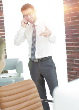 belgili tanımlık hareket eden iletişim iş adamı