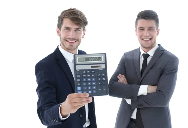 Männer in Anzügen halten in Großaufnahme einen Taschenrechner im Büro. — Stockfoto